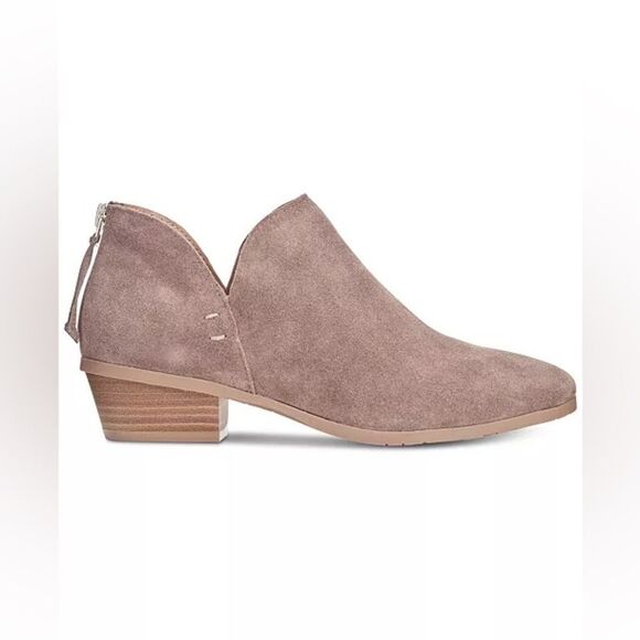 Kenneth Cole Reaction
Women's Side Way Booties - Picture 1 of 5